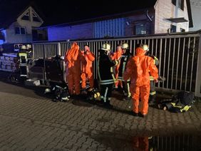 Kräfte des Löschzuges Mitte waren für die Dekontamination zuständig