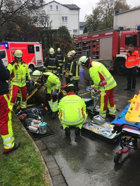 Bei den Einsatzübungen musste unter anderem eine Übungspuppe befreit werden